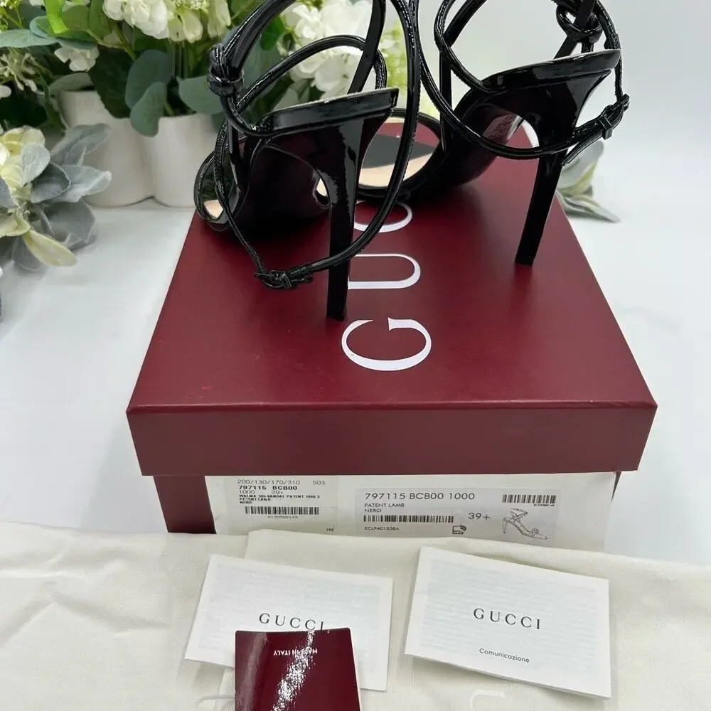 Women's Gucci, patent leather strap sandals size 39.5 made in Italy